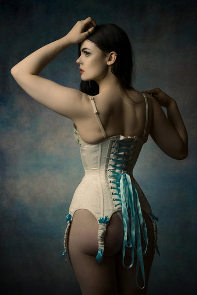 Longer line suspender corset