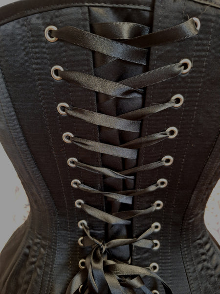Sweetheart Overbust Corset with zipper front or busk.
