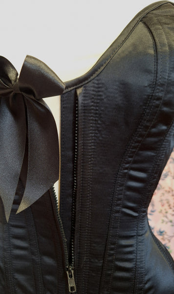 Sweetheart Overbust Corset with zipper front or busk.