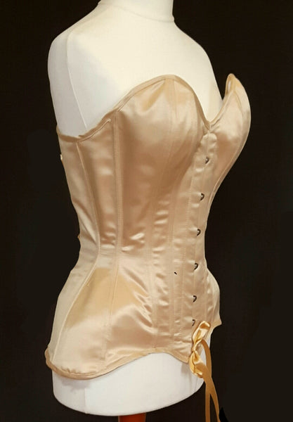 Longline sweetheart overbust corset